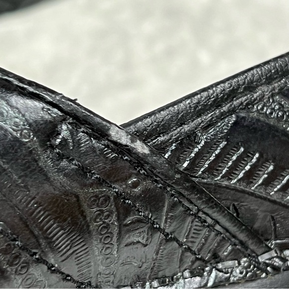 Dansko Tooled Leather Clogs Mules Black Paisley Casual Nurse Work Women's 36 - Picture 10 of 11